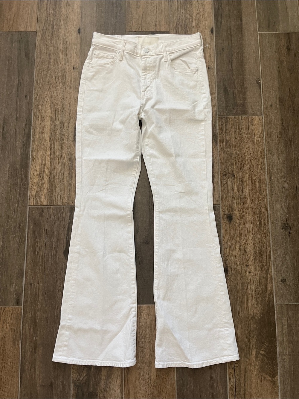 NEW Mother The Weekender Flare in Totally Innocent Denim Jeans Size 27 - Picture 3 of 11